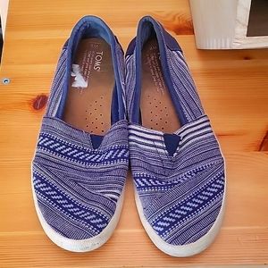TOMS blue fabric slip ons